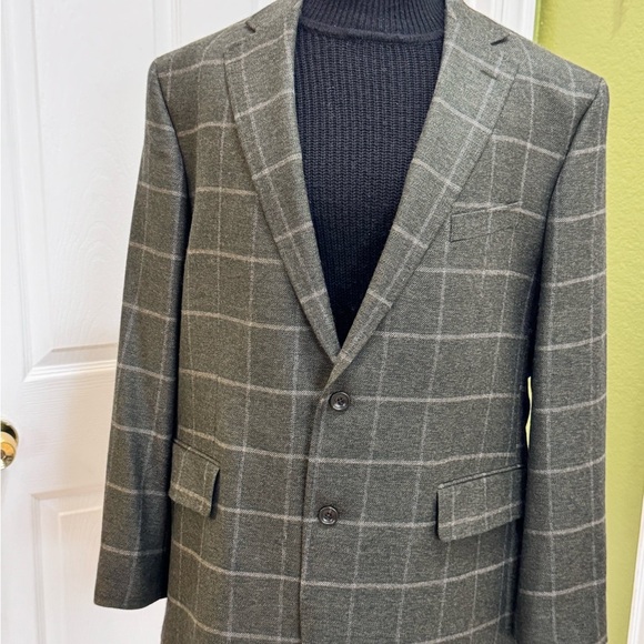 Charles Tyrwhitt Men's Gray Checkered Blazer - Picture 1 of 14
